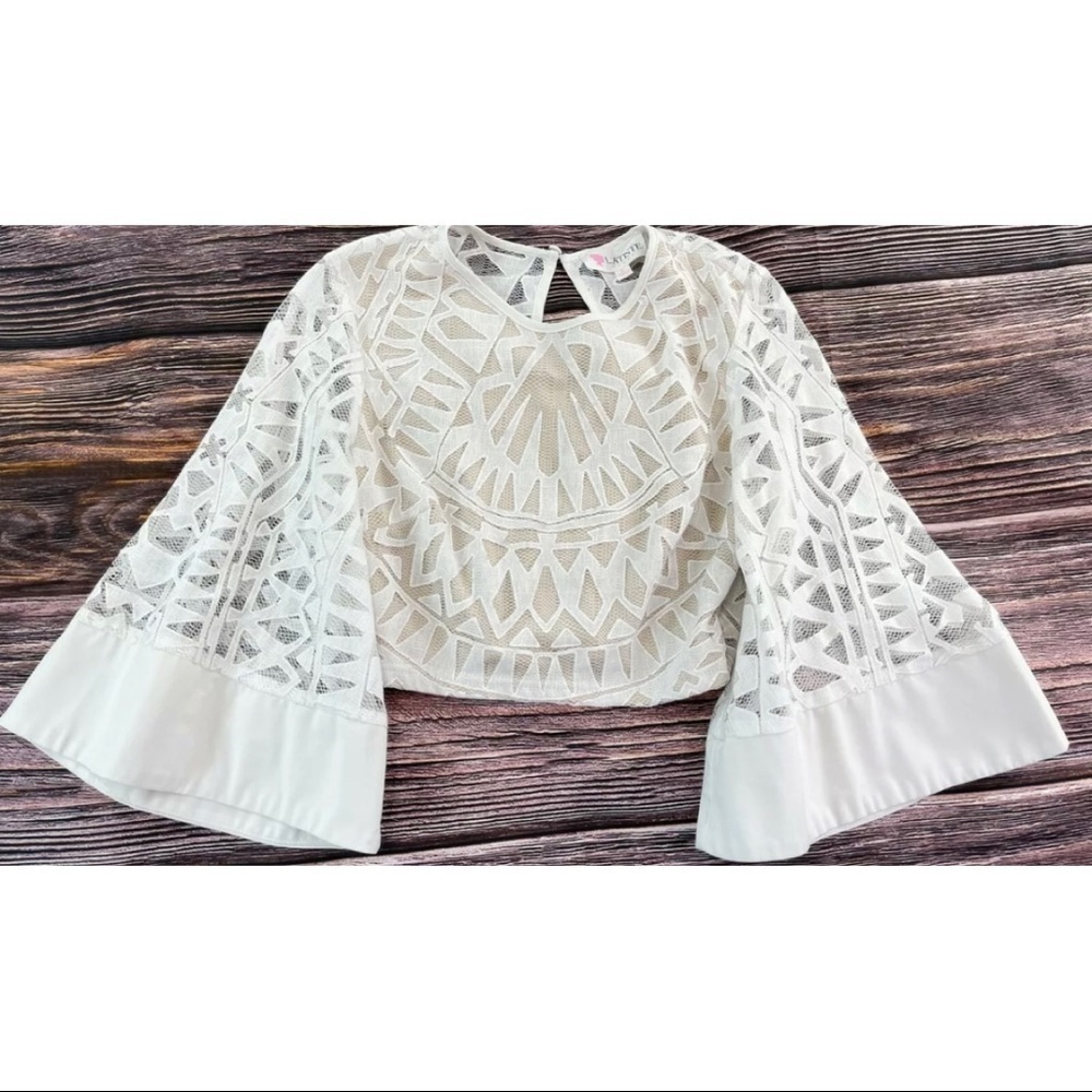 Elegant White Lace Women's Top